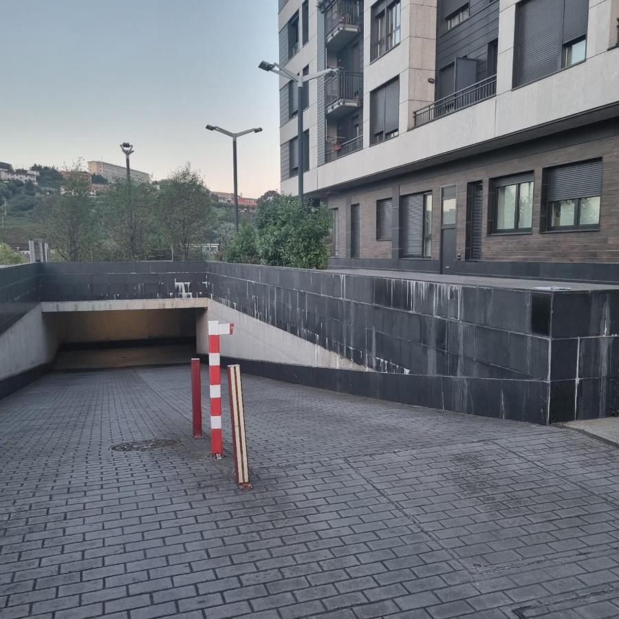 Modern Bilbao Apartment บารากัลโด ภายนอก รูปภาพ