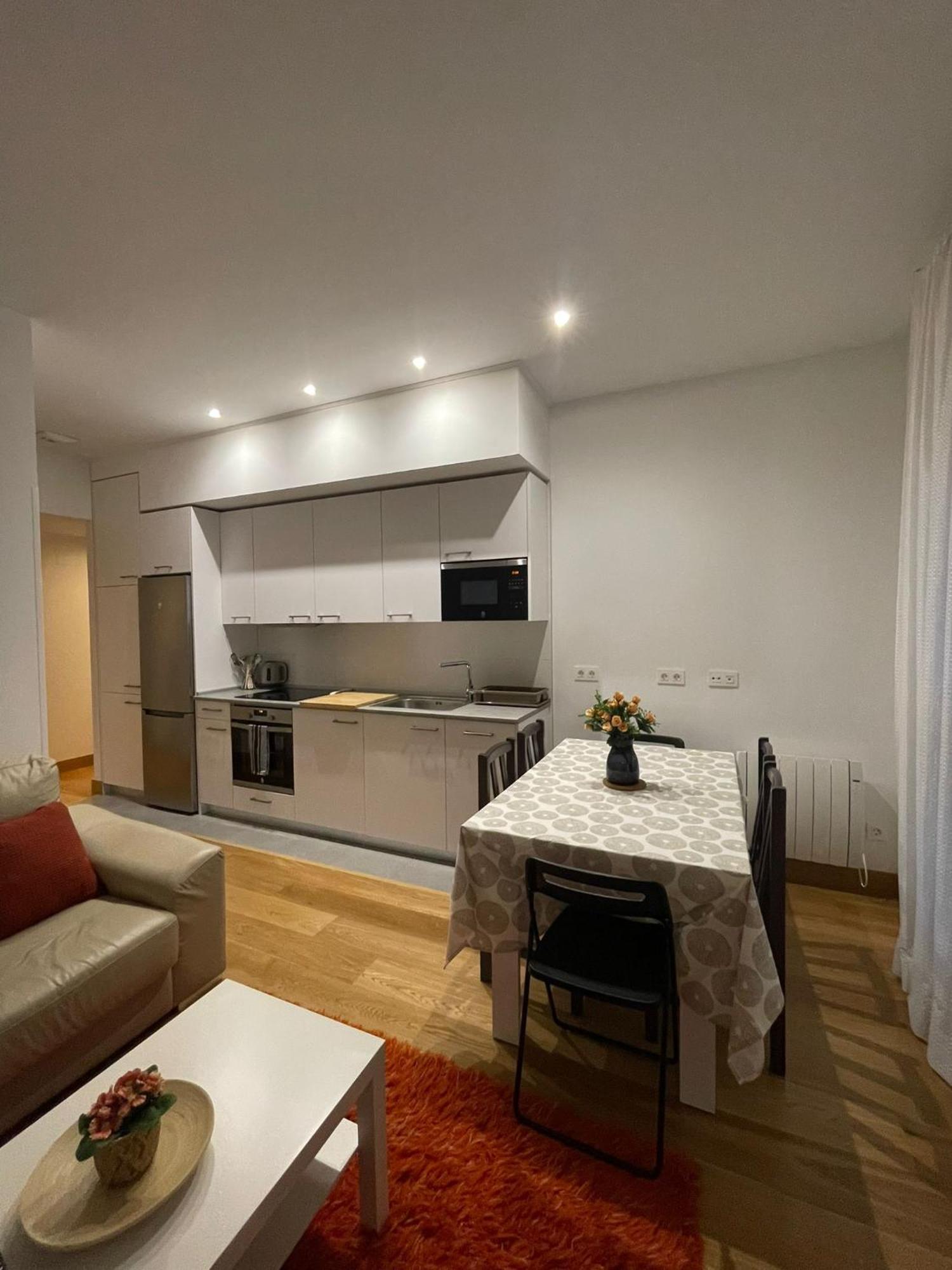 Modern Bilbao Apartment บารากัลโด ภายนอก รูปภาพ